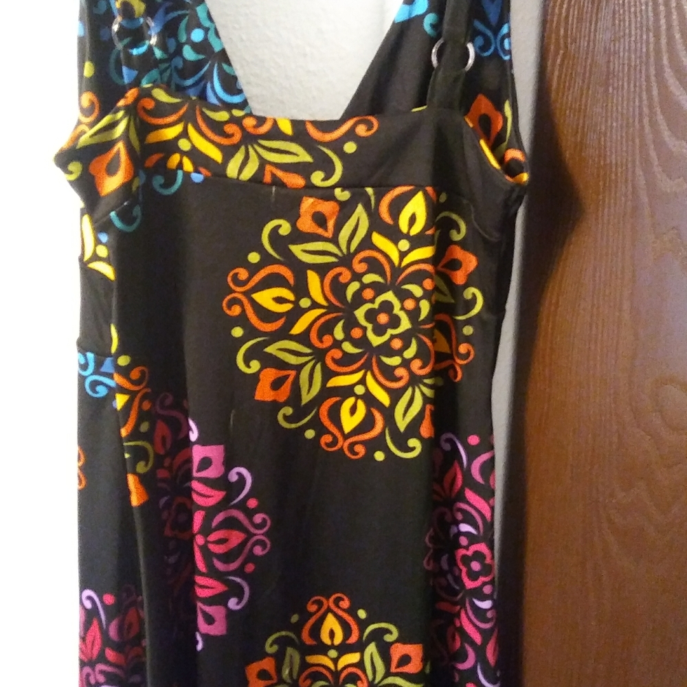 Dress - Picture 2 of 7